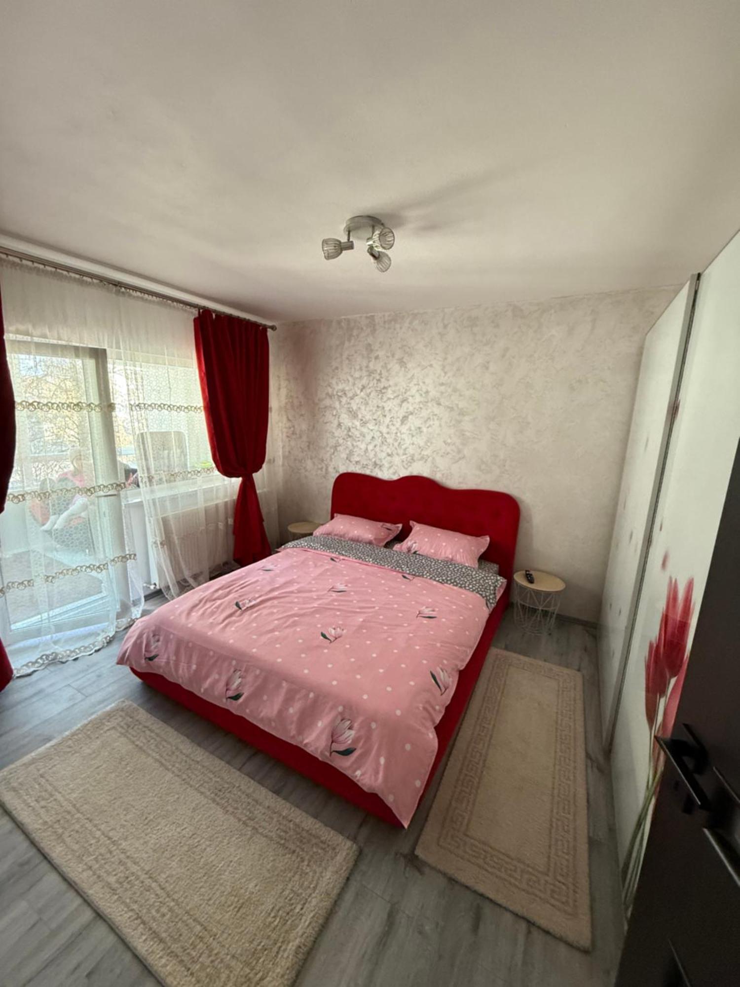 Apartament Cozy Dragasani Exterior photo